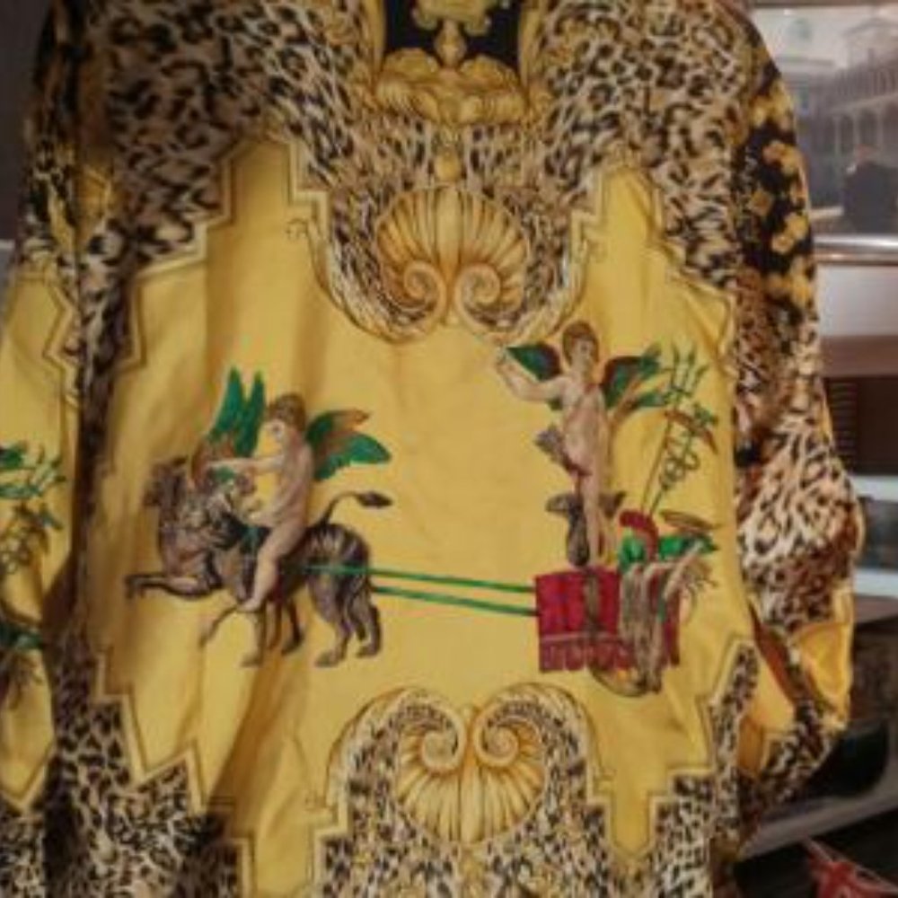 Versace Atelier - Picture 4 of 9